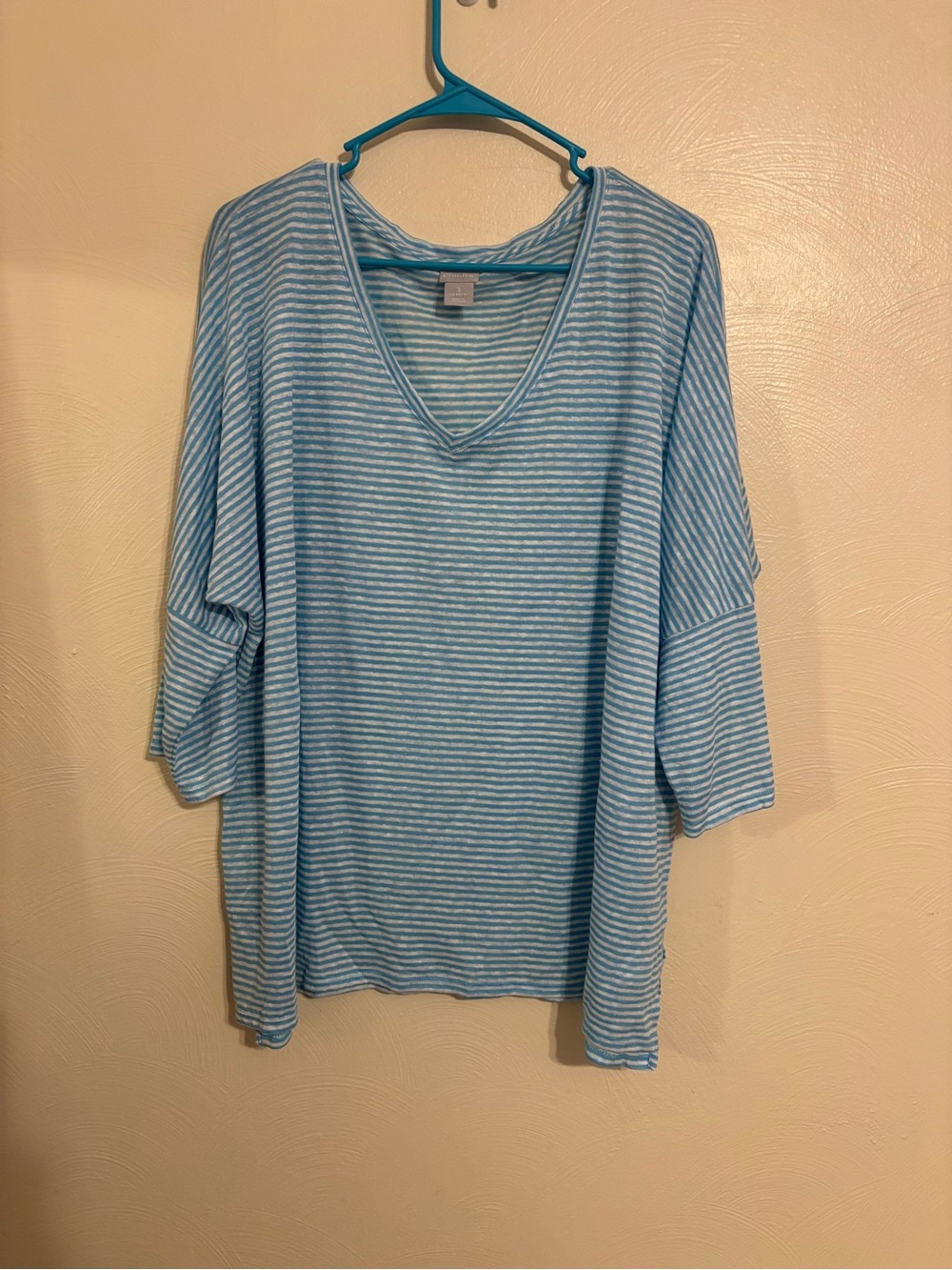 Chico’s Size 3 XL 100% Linen Top Blue White Striped V Neck Coastal